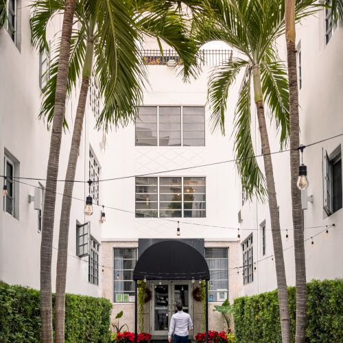 Lincoln Arms Suites